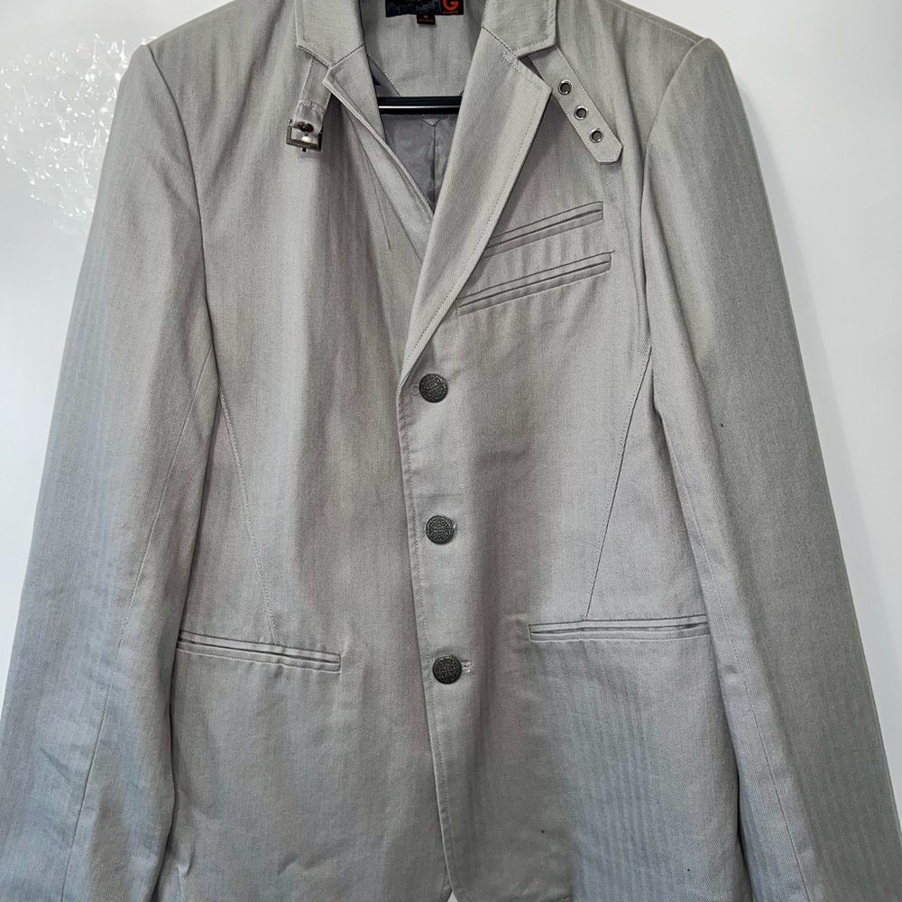 Stylish Gray Jacket with Unique Button Details